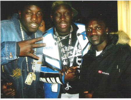 akon and mandione